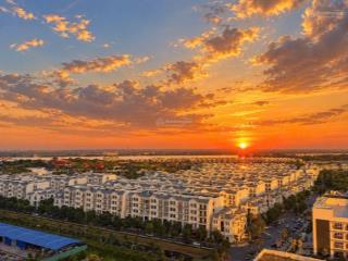 Cần bán gấp căn 3pn view đẹp công viên 36ha giá siêu rẻ 6,2 tỷ