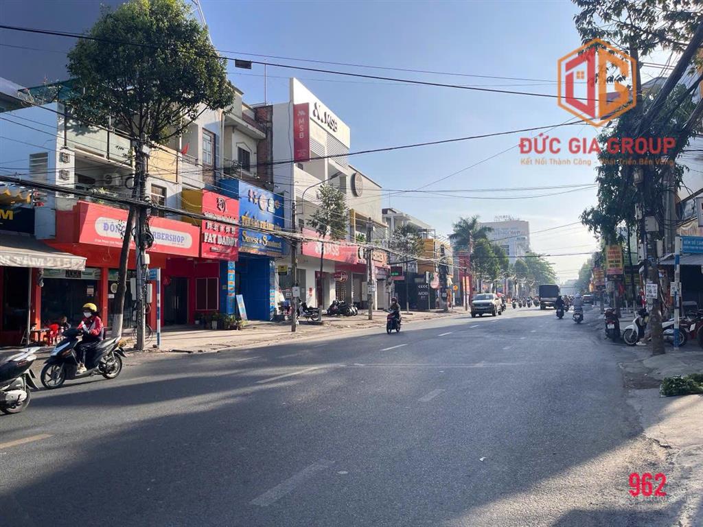 Cho thuê mt đẹp nhất phạm văn thuận, gần vincom 10,5m x 35m, chỉ 90tr