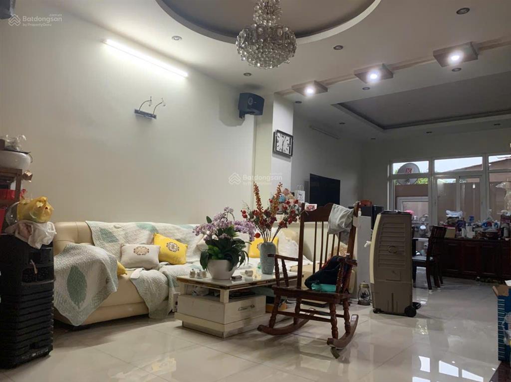 Bán nhà 1t2l đẹp, mặt tiền nguyễn thành phương, gần d2d, dt 6x20, siêu ngộp, chỉ 10 tỷ