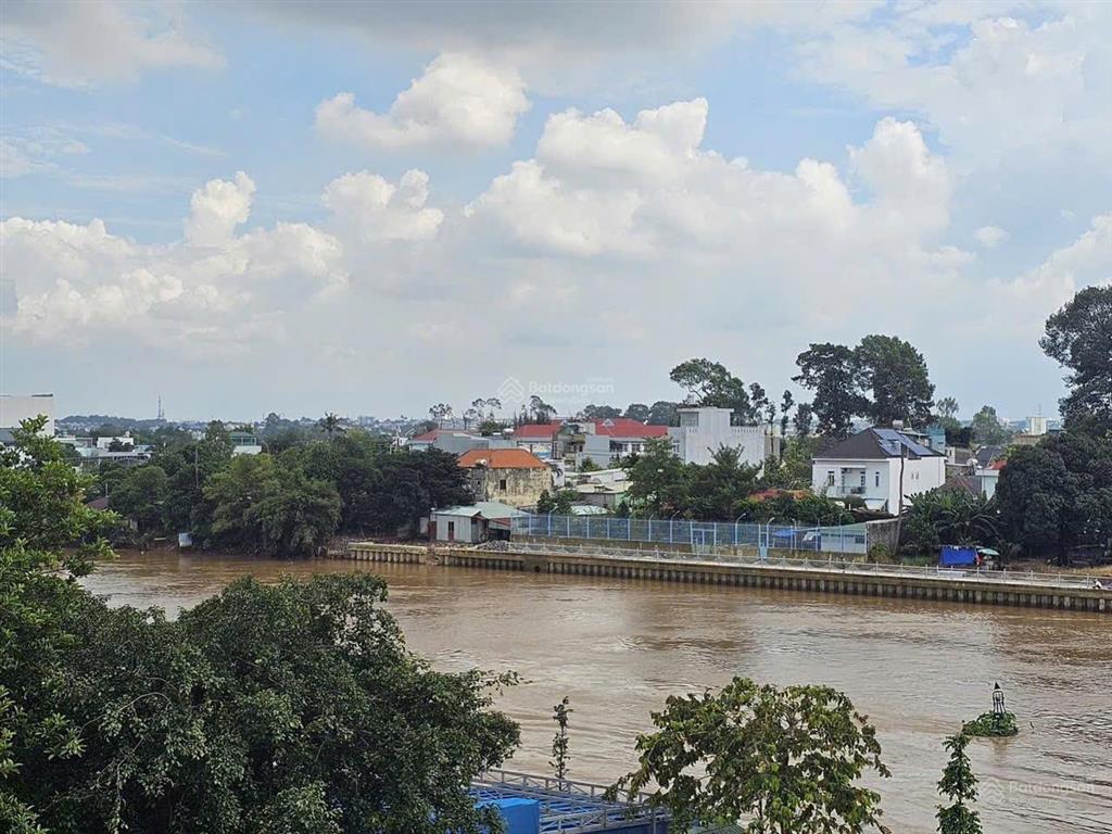 Bán nhà 1t2l đẹp, mặt tiền nguyễn thành phương, gần d2d, dt 6x20, siêu ngộp, chỉ 10 tỷ