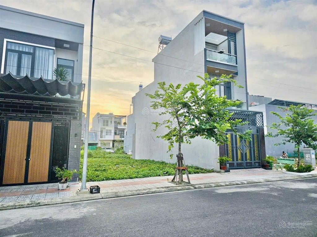 Rẻ đẹp nhất kdc bửu long 3, đường f9, ko dính trụ, cống, sổ sẵn chỉ 3tỷ450