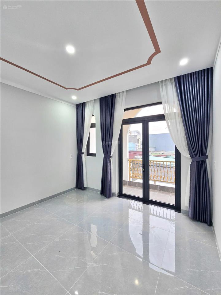 Bán nhà lầu mới tinh gần cây xăng 26, đồng khởi, biên hòa, chỉ 3tỷ680