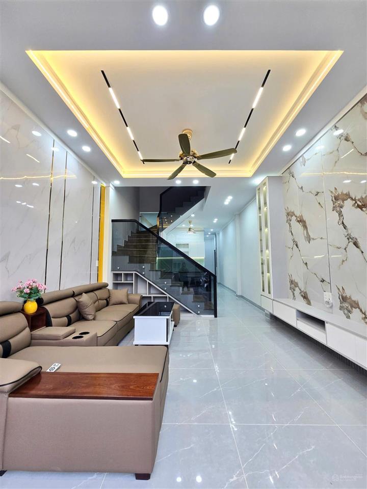Bán nhà lầu mới tinh gần cây xăng 26, đồng khởi, biên hòa, chỉ 3tỷ680