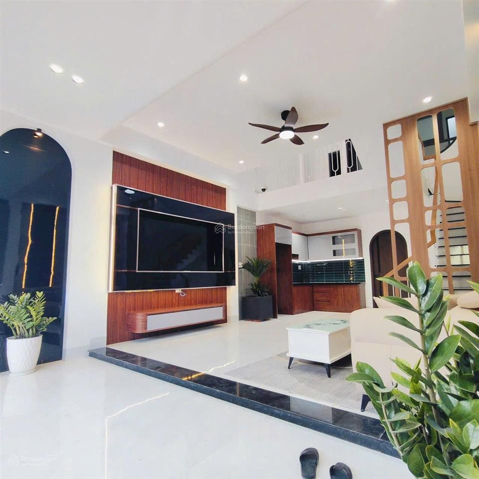 Nhà 1t1l mới đẹp, sr,tc, gần chợ tân hiệp, sân oto, đường oto chỉ 2tỷ850