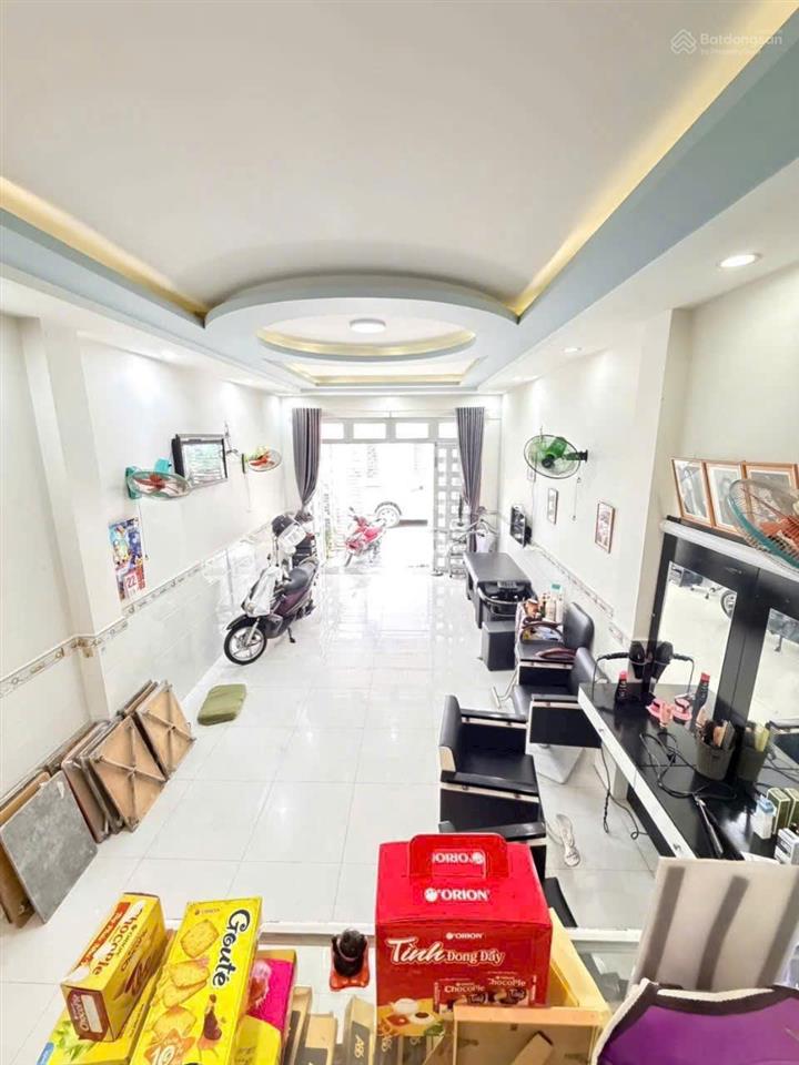 Bán nhà lầu, sau cty pouchen, p.hoá an cũ, sân oto, đường oto chỉ 3,3 tỷ