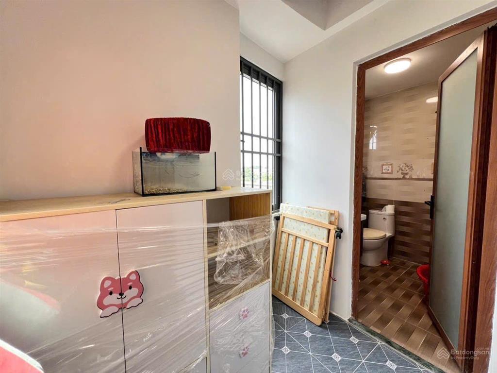 Bán biệt thự góc 3 mặt tiền, gần chợ 26, đường oto tránh, chỉ 6,3tỷ