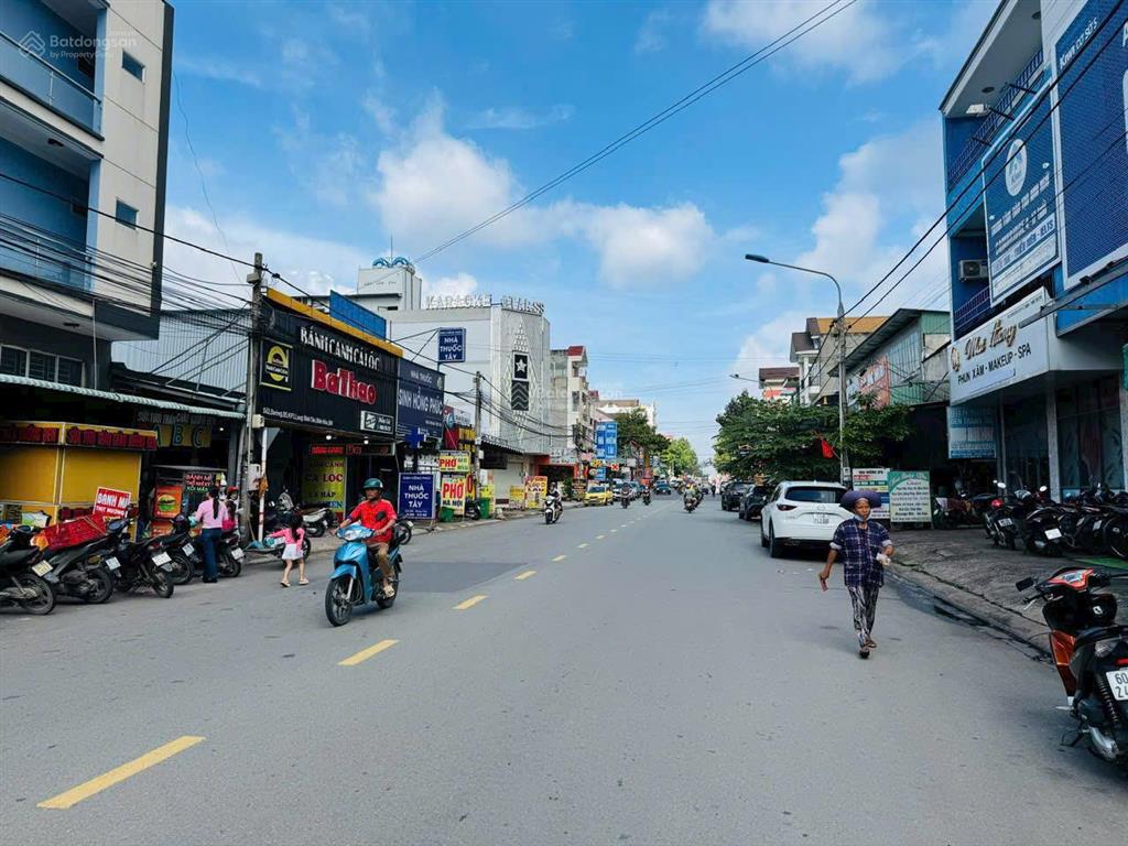 Hàng hiếm! bán lô đất mặt tiền b5, kdc phú thịnh, cổng 11, chỉ 5tỷ750