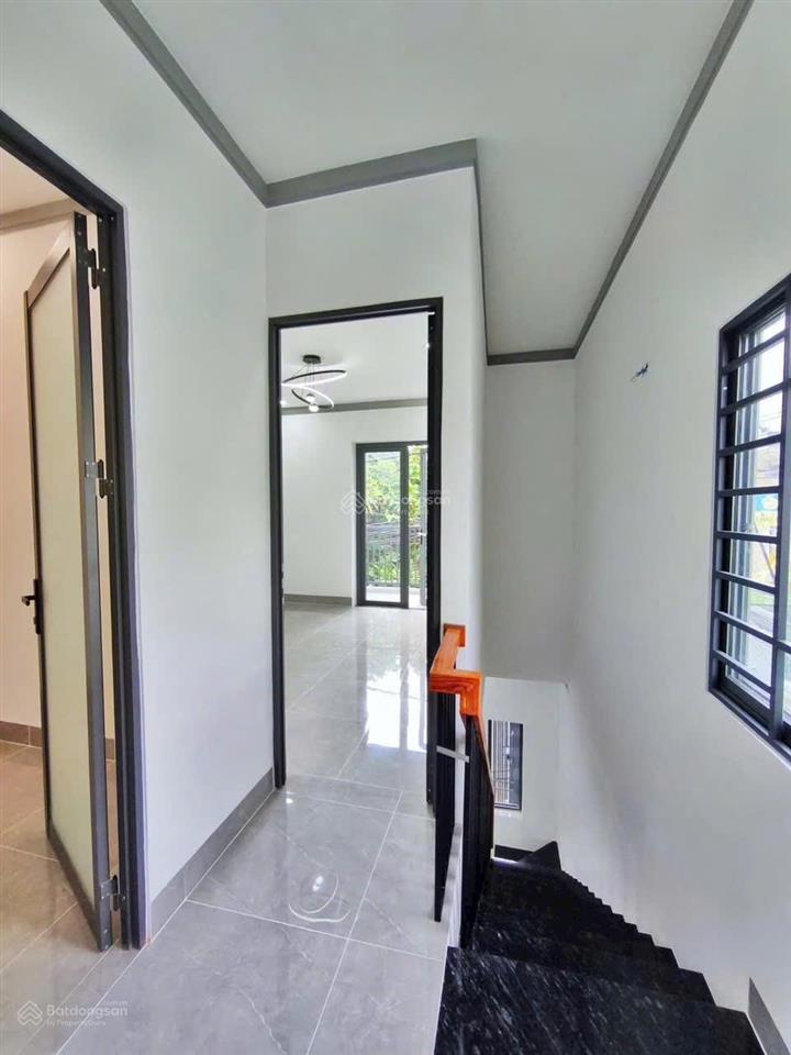 Bán nhà 1t1l góc 2 mặt tiền gần ks hoà bình, nhà thờ bh, chỉ 2tỷ350