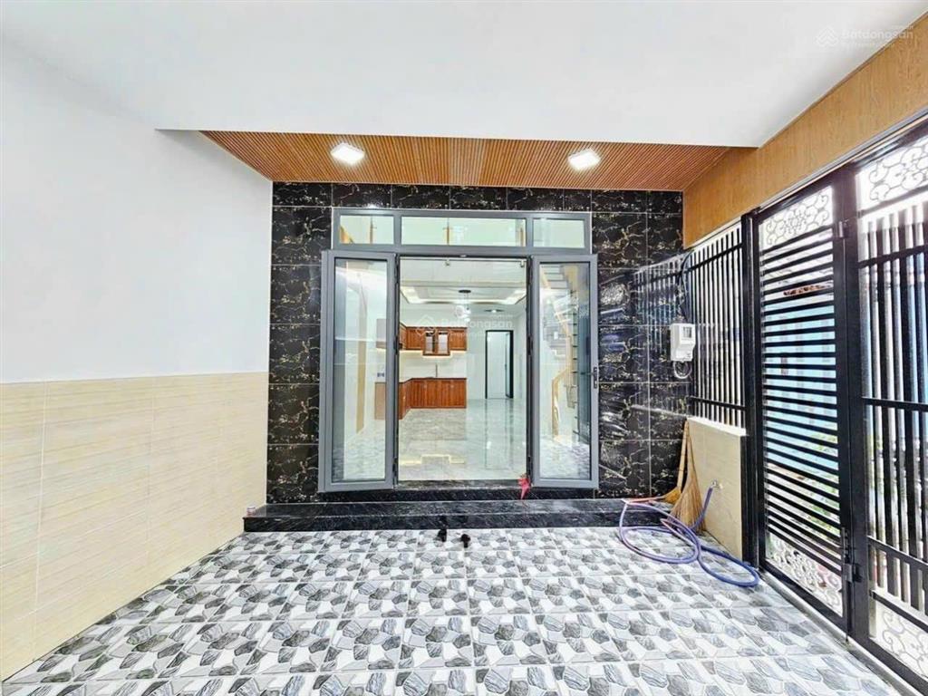 Bán nhà 1t1l đẹp, gần quãng trường tỉnh, đường oto chỉ 3,3 tỷ