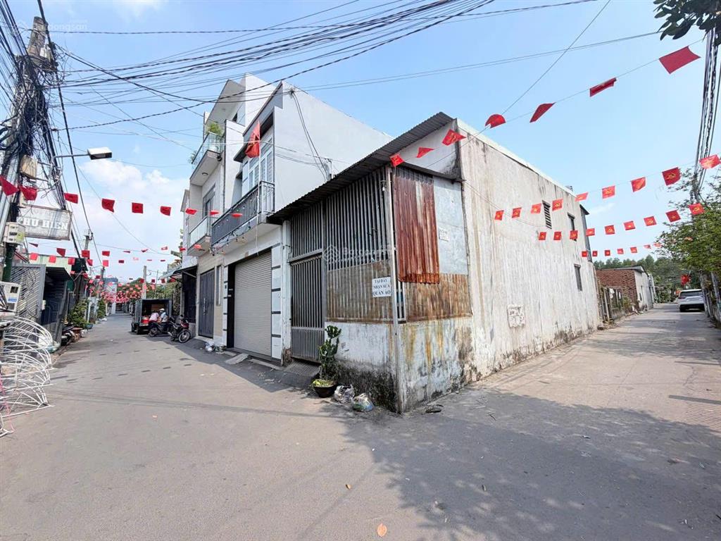 Bán lô đất xây nhà vườn 6x22, gần siêu thị bách hoá xanh, chợ 26, chỉ 3,2 tỷ