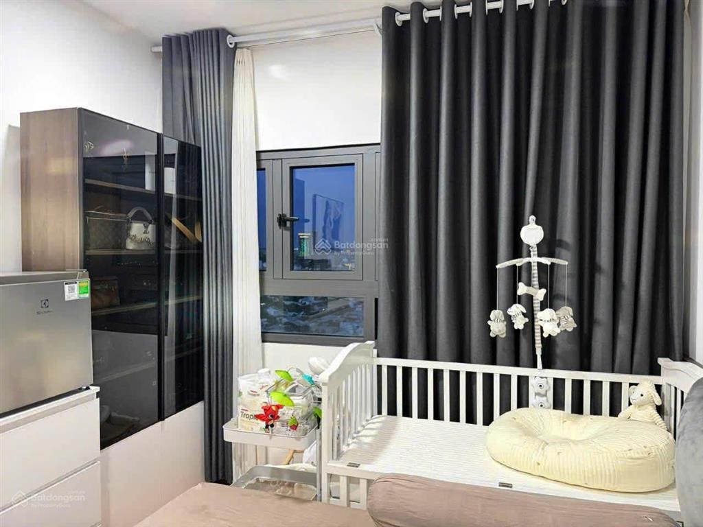 Căn hộ amber court 94m2, cao cấp siêu đẹp, full nội thất, sổ sẵn chỉ 3,5 tỷ