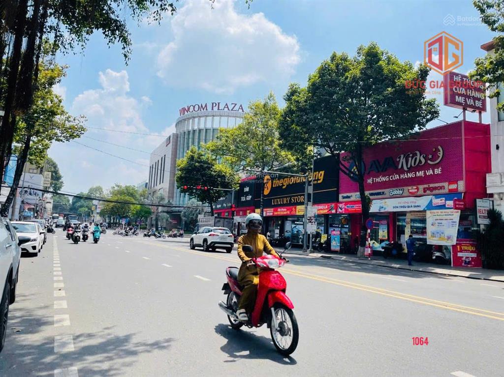 Cho thuê mb mặt tiền võ thị sáu, d2d, ngang 73m, tổng 1.300m2 chỉ 180tr