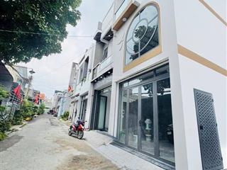 Bán nhà 1t2l, góc 2mt đường nhựa 5m thông, gần siêu thị go, chỉ 3 tỷ 890