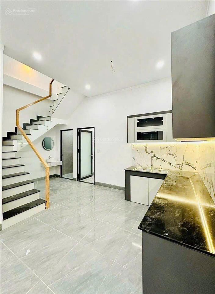 Bán nhà lầu mới tinh, vị trí trung tâm tp.đồng nai, gần siêu thị metro chỉ 3tỷ150