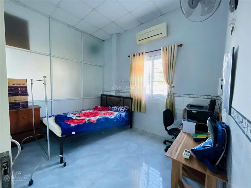 Bán gấp! biệt thự mt nguyễn thành phương, gần kdc d2d, chỉ 11,4 tỷ