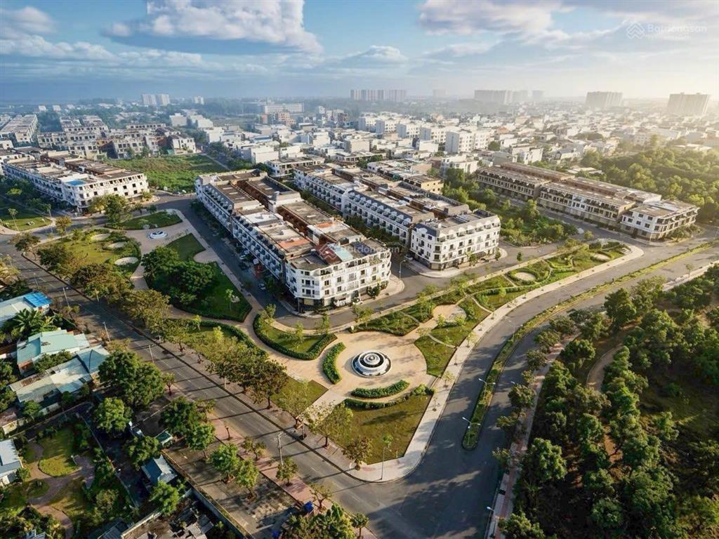 Bán nhà phố 1t3l kdc bửu long, trung tâm tp đồng nai chỉ 5,7tỷ