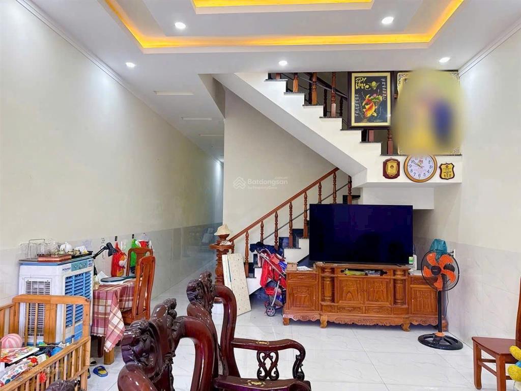 Ngộp nặng, bán nhà 1t2l khu gia viên, đối diện bv đồng nai, 5x50m, chỉ 8,5 tỷ