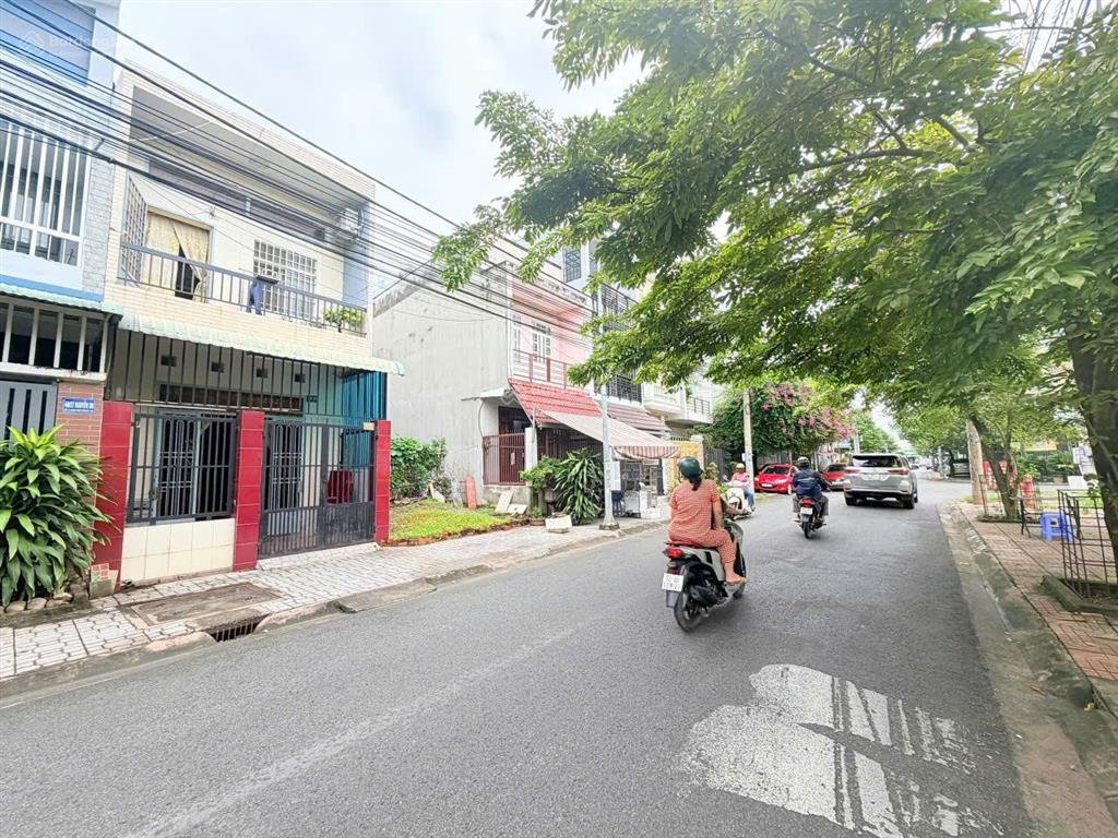 Bán nhà 1t2l sổ hoàn công  kdc bửu long, gần song ngữ lạc hồng chỉ 5,1 tỷ