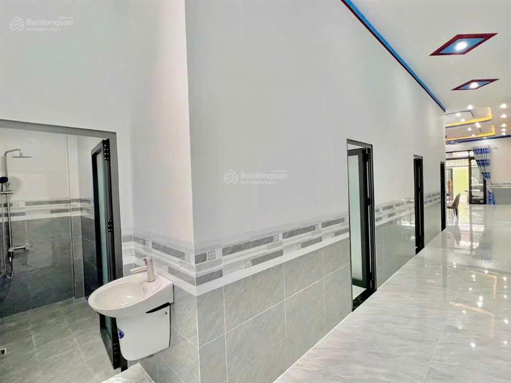 Siêu rẻ! bán nhà mới tinh, 5m x 28m, sổ riêng, gần chợ kp4 trảng dài chỉ 2 tỷ 250