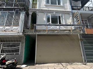 Cần bán khách sạn hẻm nhựa ô tô rộng rãi đường trần phú p4 tp đà lạt