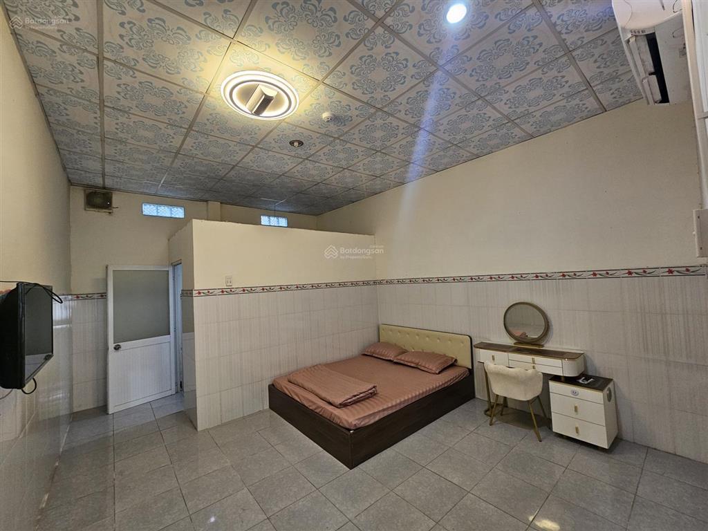 Cho thuê nhà nghỉ tâm huyết hơn 15 phòng + phòng bảo vệ + nhà cấp 4, sân vườn đường dx 219, 24 tr