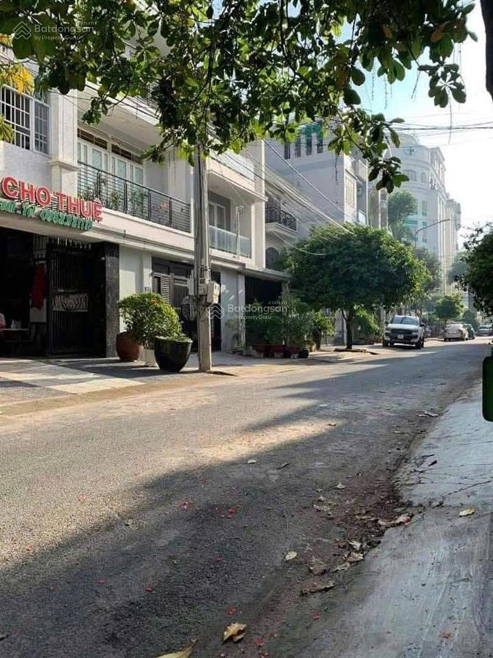 [ english below ]
căn hộ cho thuê đầy đủ nội thất, 01 phòng ngủ, phòng khách, bếp, nhà vệ sinh