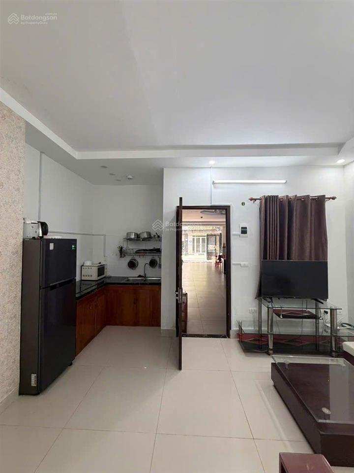 [ english below ]
căn hộ cho thuê đầy đủ nội thất, 01 phòng ngủ, phòng khách, bếp, nhà vệ sinh