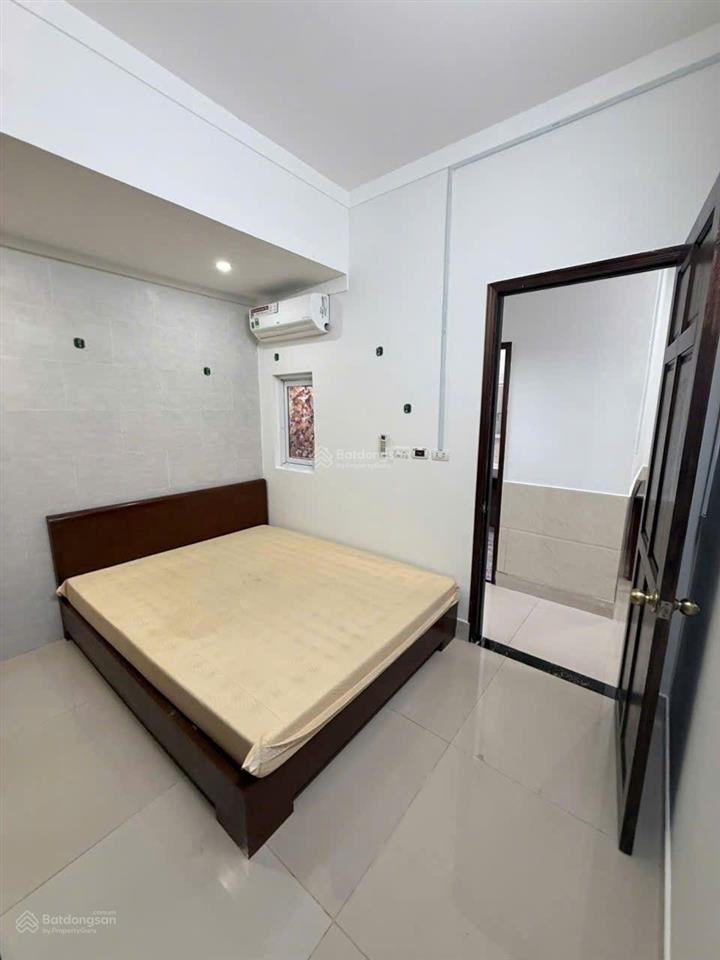 [ english below ]
căn hộ cho thuê đầy đủ nội thất, 01 phòng ngủ, phòng khách, bếp, nhà vệ sinh