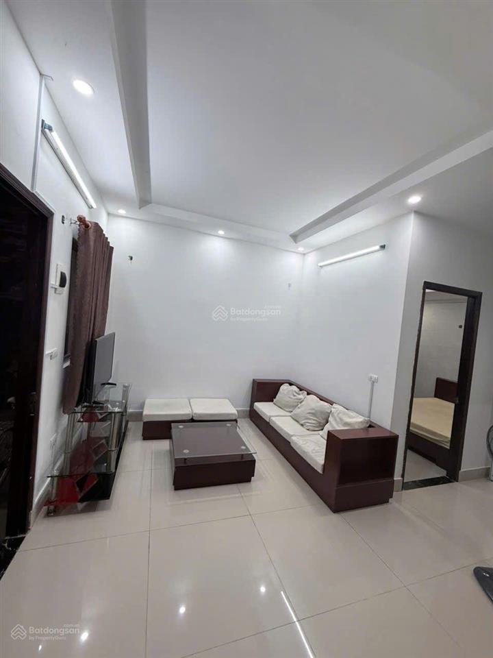 [ english below ]
căn hộ cho thuê đầy đủ nội thất, 01 phòng ngủ, phòng khách, bếp, nhà vệ sinh