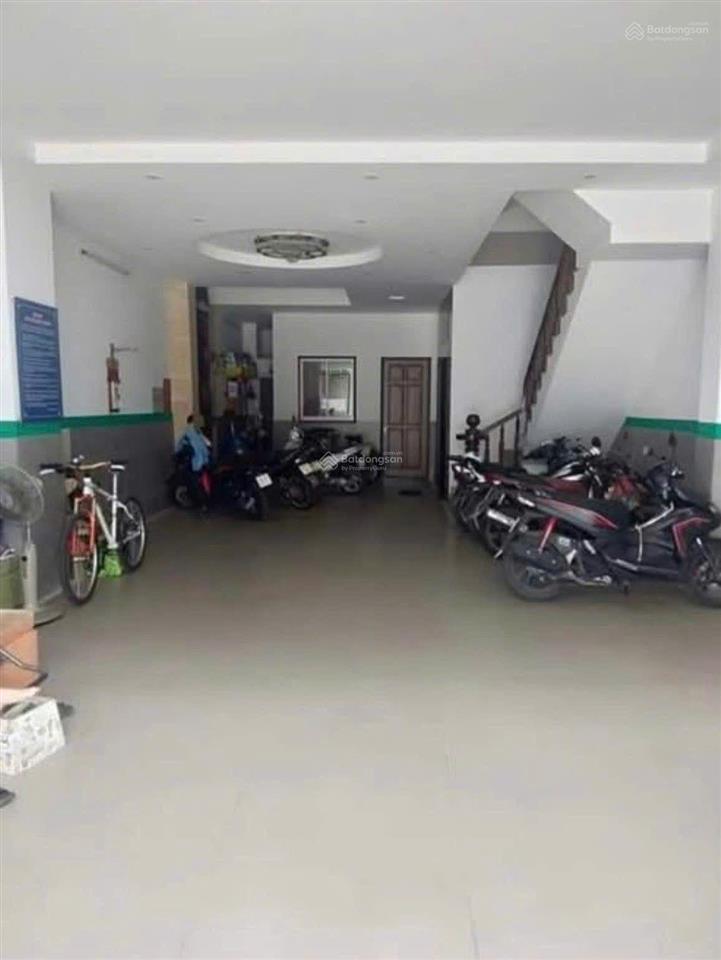 [ english below ]
căn hộ cho thuê đầy đủ nội thất, 01 phòng ngủ, phòng khách, bếp, nhà vệ sinh