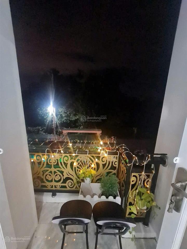 Nhà mặt tiền đx 126, cách chợ bến thế 300m, 125 m2, thổ cư, 2 tỷ 2