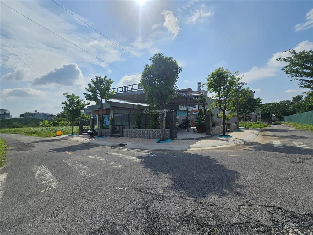 Cho thuê cửa hàng đẹp xuất sắc tại số 2, long hưng, biên hòa, 20 triệu, 377 m2
