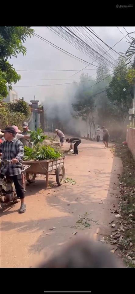Gia đình tôi cần bán gấp nhà vườn 5500 m2 có 200 thổ cư tại vĩnh tân, vĩnh cửu cũ. giá 10 tỷ
