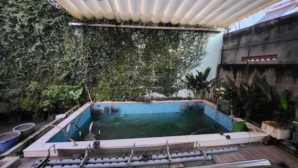 Biệt thự sân vườn phú mỹ, 20 x 33 m2, tổng 707m2 có 280m thổ cư