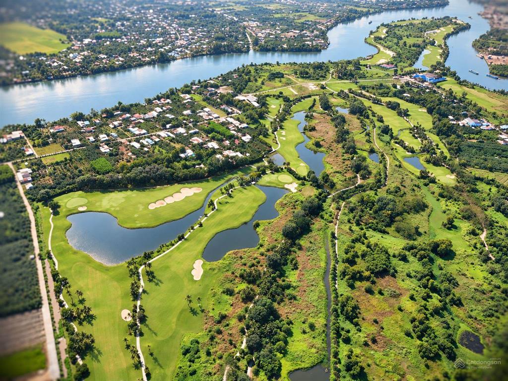 Bán 20.000 m2, full hồng đường nhựa ngay khu tđc bạch đằng, sân golf.