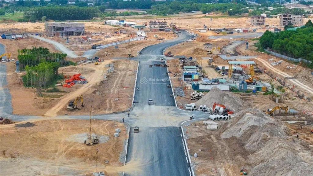 Sở hữu nhà phố one era  đón sóng trực diện ga metro số 5 & quốc lộ 13 mở rộng