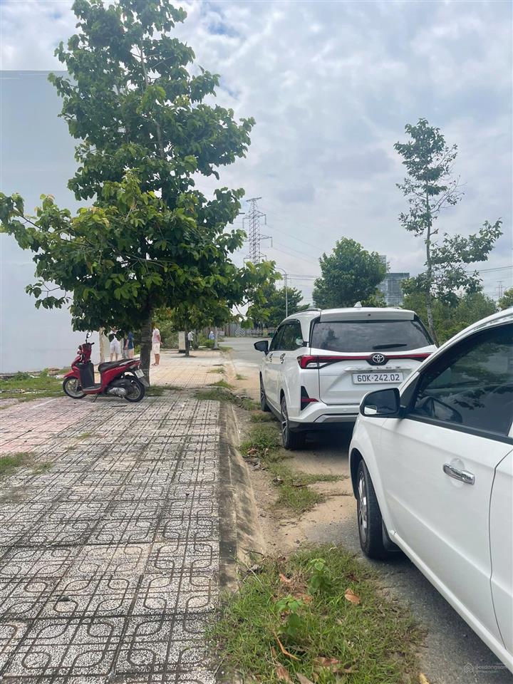 Cần bán gấp 1 cặp kdc an thuận victoria city long thành gần trường học cấp 1, 2, 3 đinh tiên hoàng