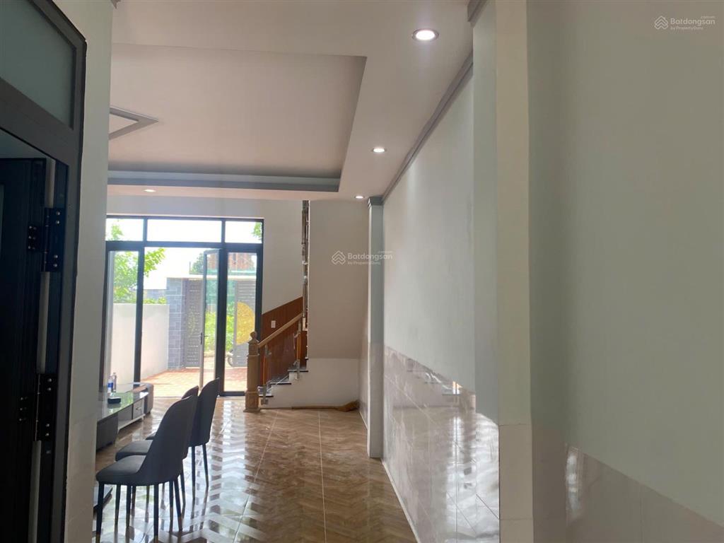 Bán cắt lỗ căn nhà 3pn mới 100% khu la bàn  ấp nhân hòa xã tây hòa cũ