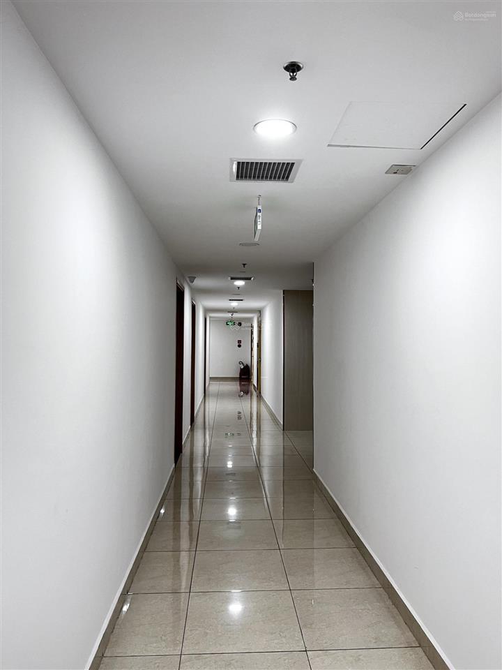 Cho thuê căn hộ 1pn+1 ,60m2 ngay làng đại học thủ đức 5,5tr/tháng, đầu tháng 7 ở được
