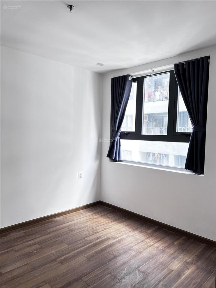 Cho thuê căn hộ 1pn+1 ,60m2 ngay làng đại học thủ đức 5,5tr/tháng, đầu tháng 7 ở được