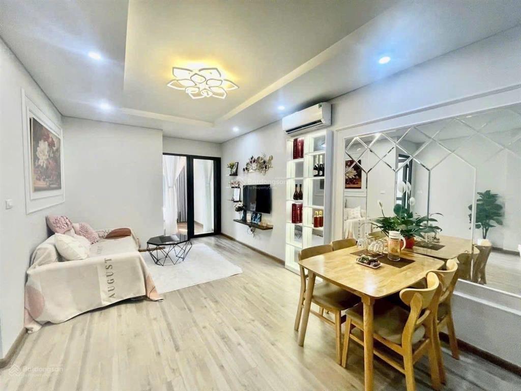 Chính chủ gửi bán căn 1 phòng ngủ + 1 tầng trung cao view đảo rều diện tích 51m2, giá chỉ 1 tỷ 7x