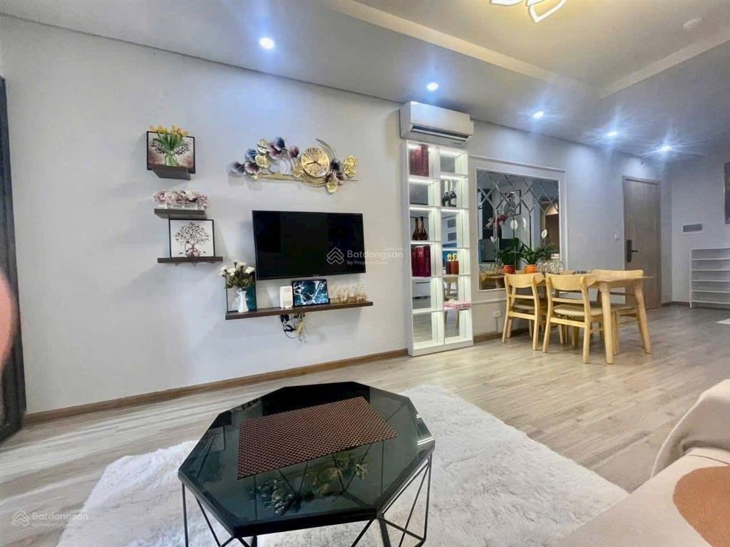 Chính chủ gửi bán căn 1 phòng ngủ + 1 tầng trung cao view đảo rều diện tích 51m2, giá chỉ 1 tỷ 7x