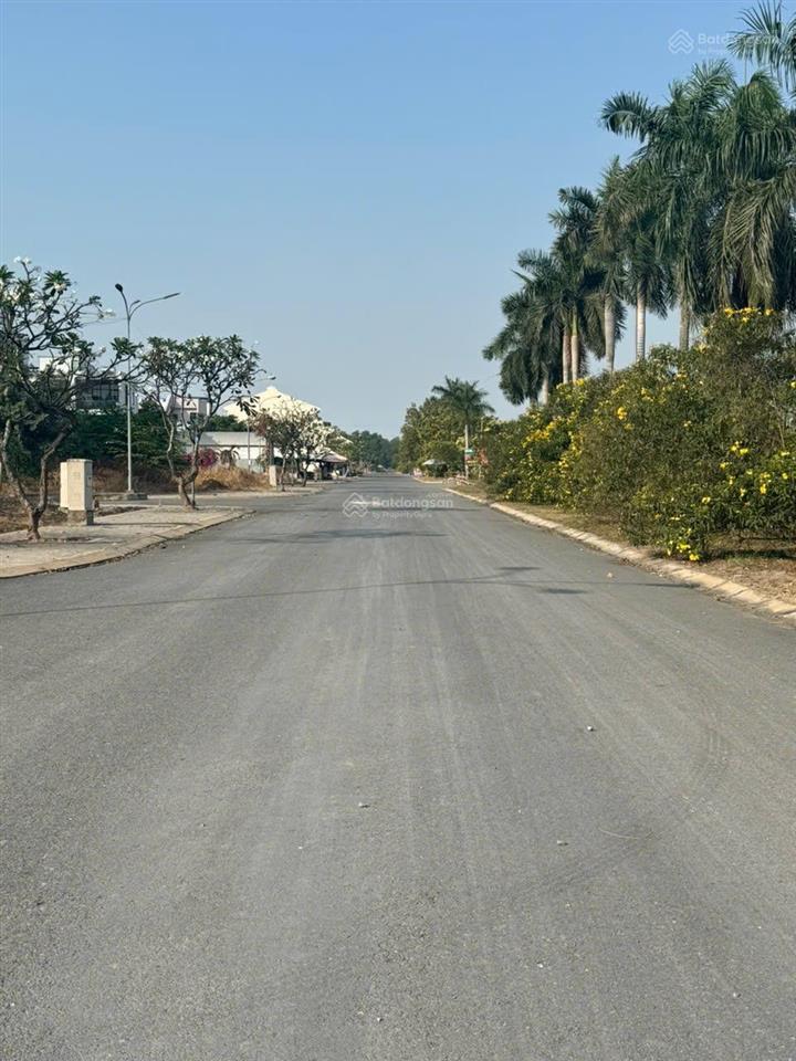 Bán lô đất tại dự án làng sen việt nam 75m2 giá bán chỉ 1.150 tỷ.  0917 343 ***