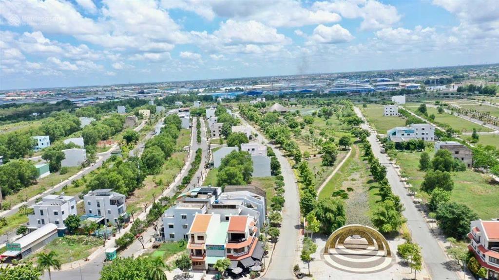Bán lô đất tại dự án làng sen việt nam 75m2 giá bán chỉ 1.150 tỷ.  0917 343 ***