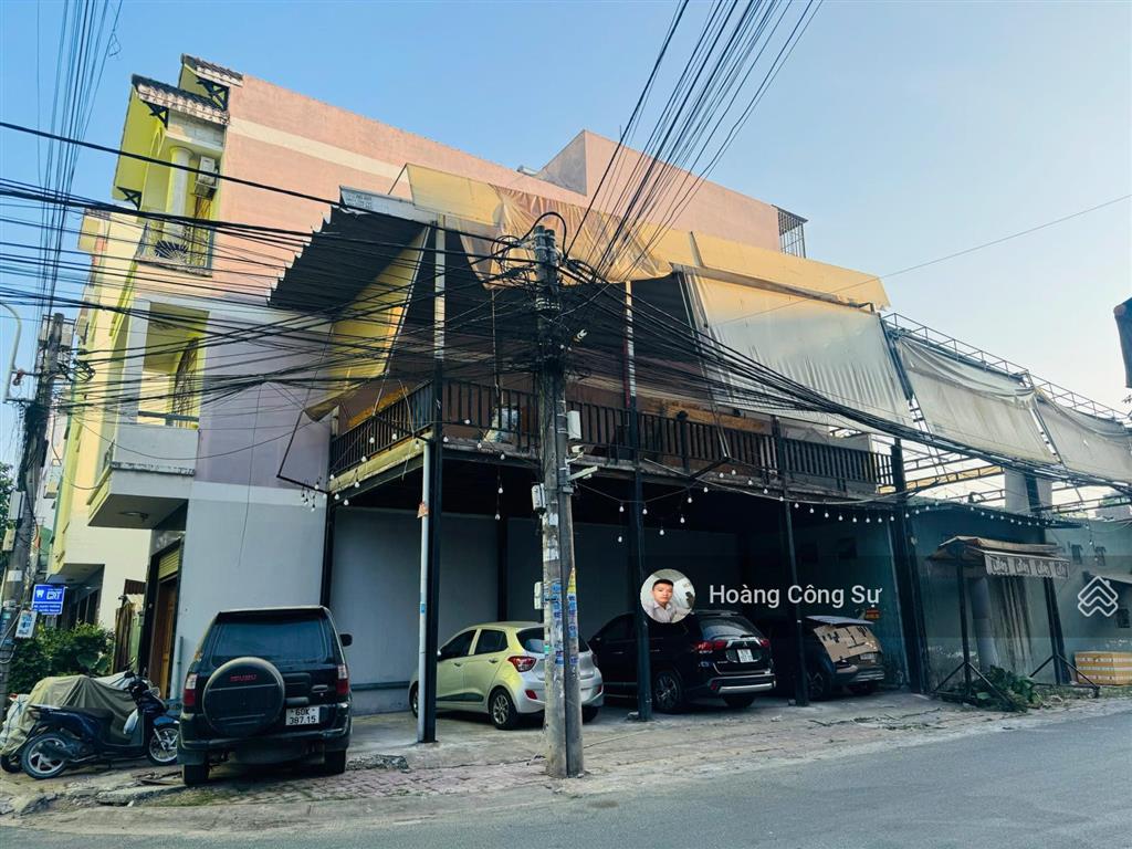 Cho thuê mặt bằng kinh doanh góc 2 mặt tiền đường d11 đối diện karaoke kim hoàng kim giá 16 triệu