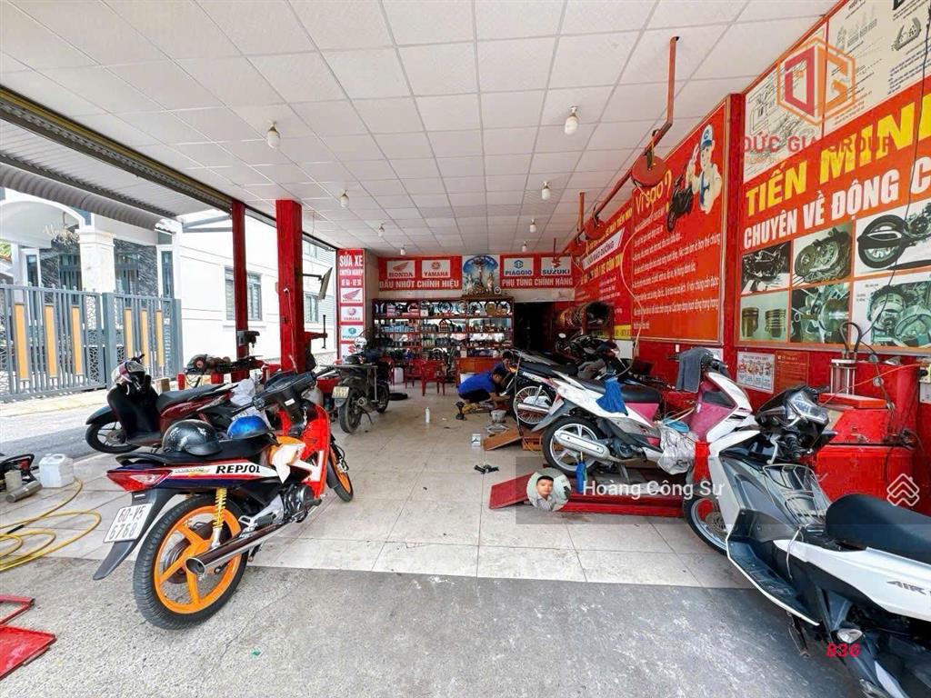 Bán căn góc 2 mặt tiền đường lê đại hành, phường hố nai sổ hồng 126m2 ngang 7m giá ngợp chỉ 6.5 tỷ