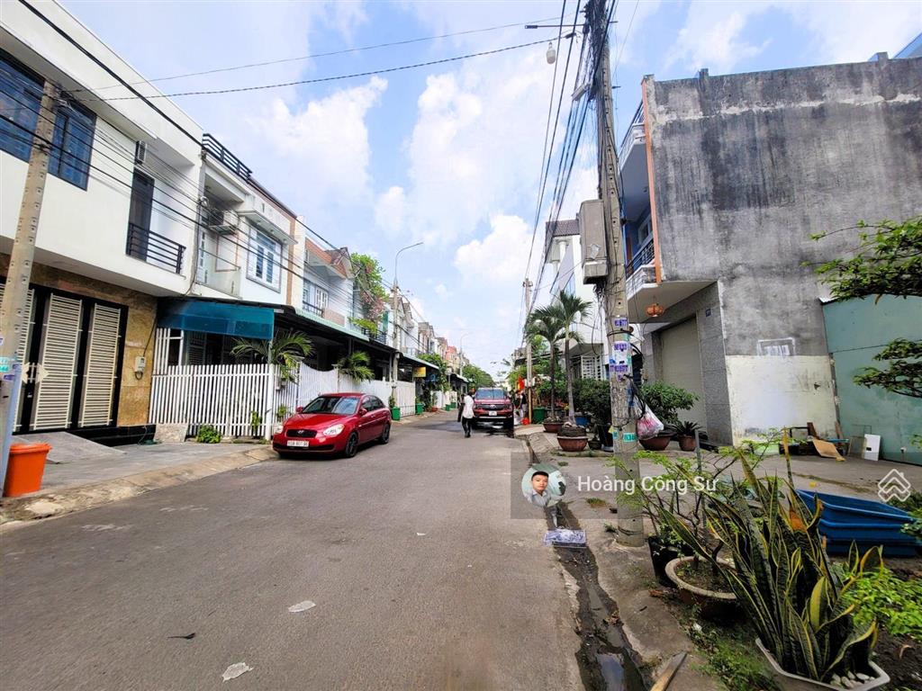Nhà bán khu dân cư tân phong, đầy đủ nội thất cao cấp 90m2 sổ hồng hoàn công giá chỉ còn 4.85 tỷ