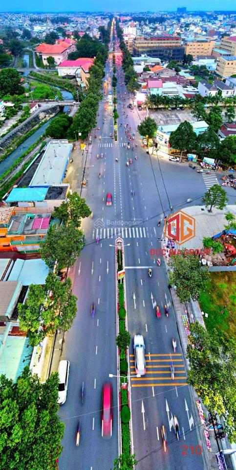 Bán đất mặt tiền đường dương tử giang tặng mbkd dòng tiền hơn 6 tỷ/năm sổ hồng 6725m2 giá 155 tỷ