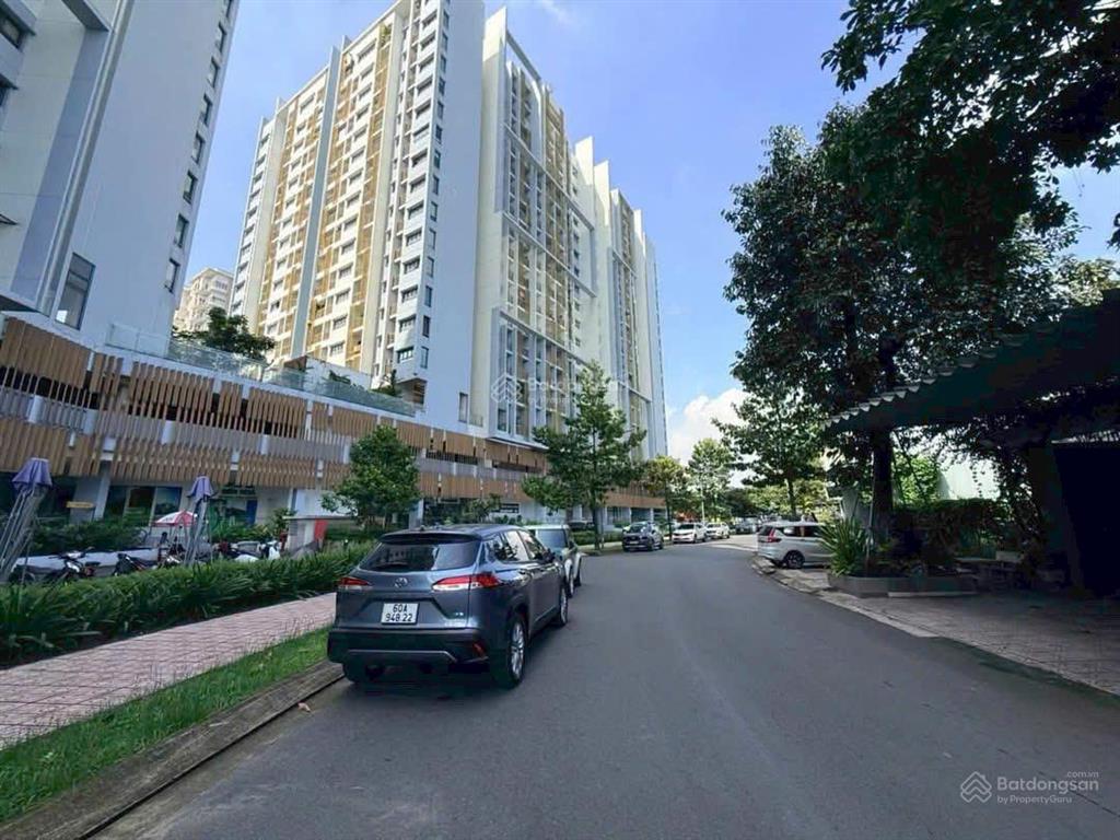 Bán đất góc 2 mặt tiền gần chung cư topaz twins, khu dân cư d2d sổ hồng 111m2 ngang 6m giá 10 tỷ
