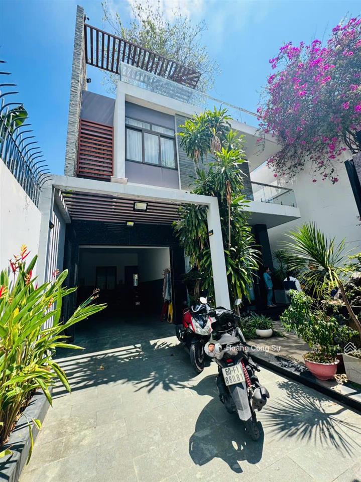 Bán nhà phường bửu long gần trường song ngữ lạc hồng, 1 trệt 1 lầu sổ hoàn công 230m2 giá 11,6 tỷ